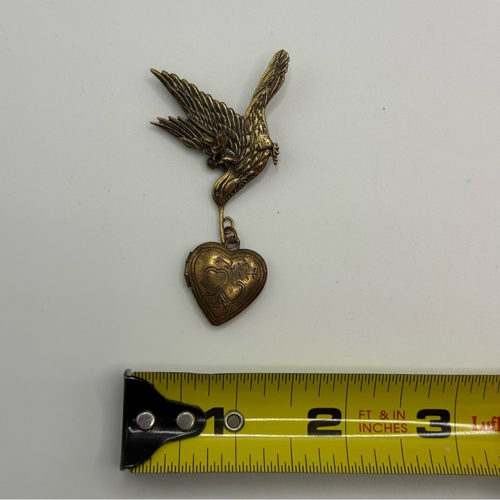 Vintage Hummingbird Brooch Set with Gold Tone Red Flower & Bronze Heart Locket - Picture 9 of 9